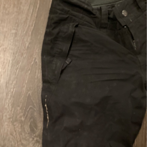 The North Face Women’s Snow Pants - Picture 6 of 6